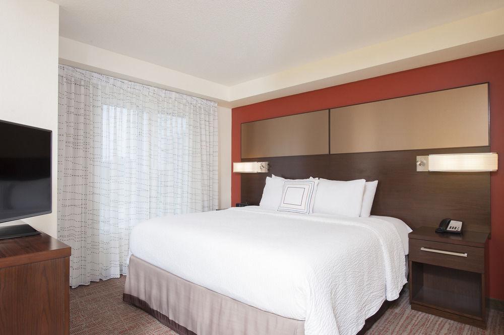 Residence Inn By Marriott Блумингтън Екстериор снимка